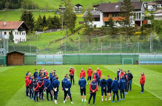 Футбол. Учебно-тренировочный сбор национальной команды