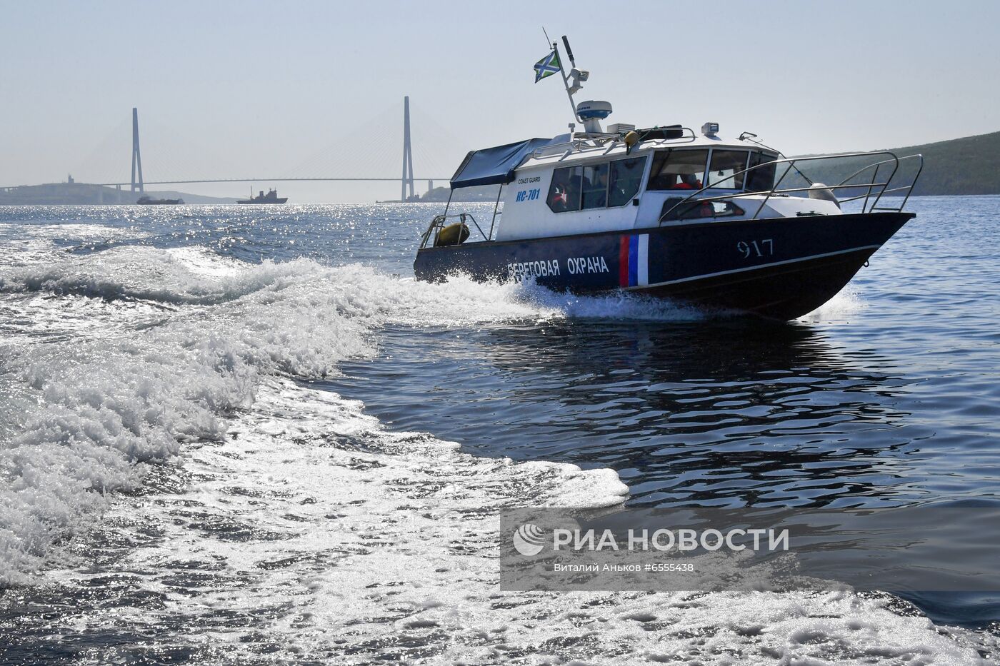 Рейд пограничников по поиску браконьеров в Уссурийском и Амурском заливах