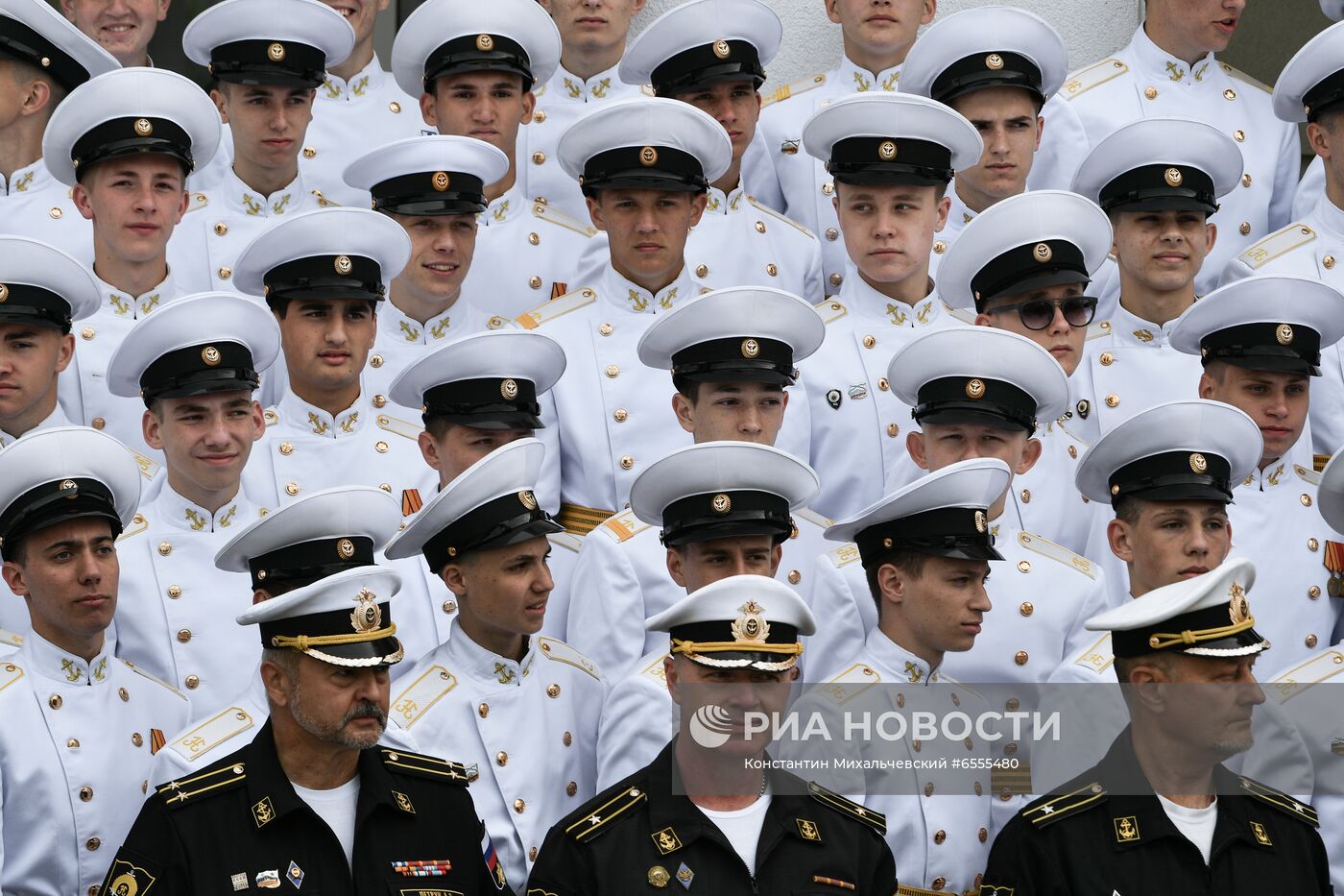 Последний звонок в филиале Нахимовского военно-морского училища