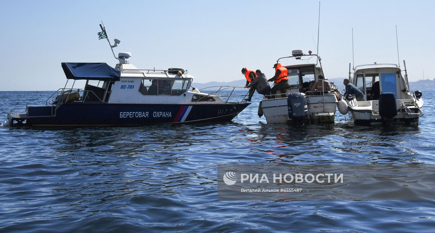 Рейд пограничников по поиску браконьеров в Уссурийском и Амурском заливах