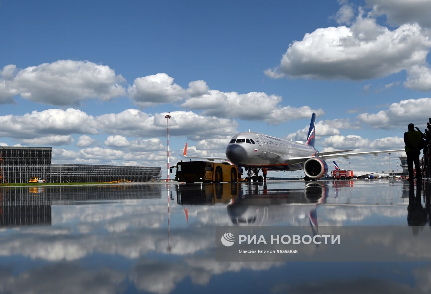 Презентация самолётов нового типа в парке Аэрофлота Airbus A321/320neo