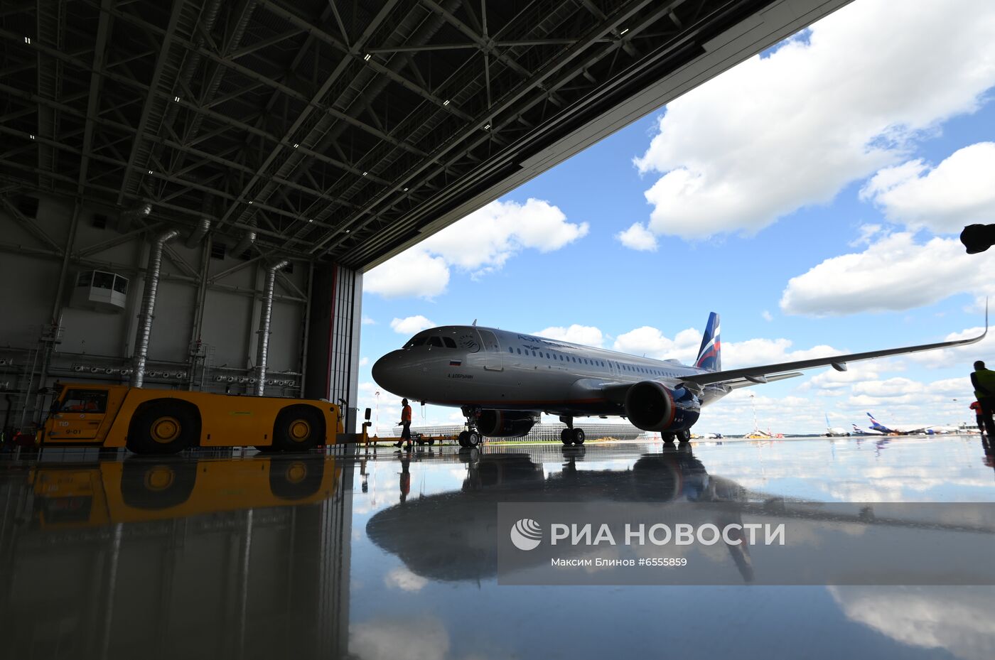 Презентация самолётов нового типа в парке Аэрофлота Airbus A321/320neo