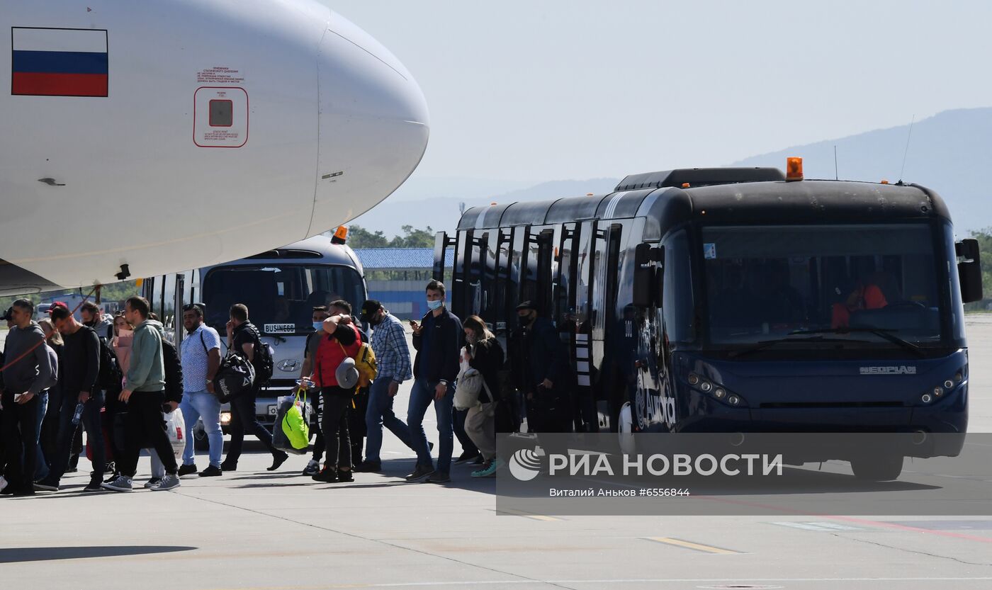 Авиаспоттинг в Международном аэропорту Владивосток