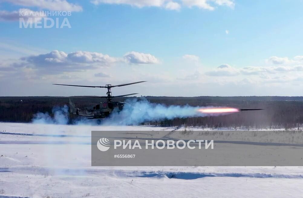 Испытания управляемых ракет "Вихрь"