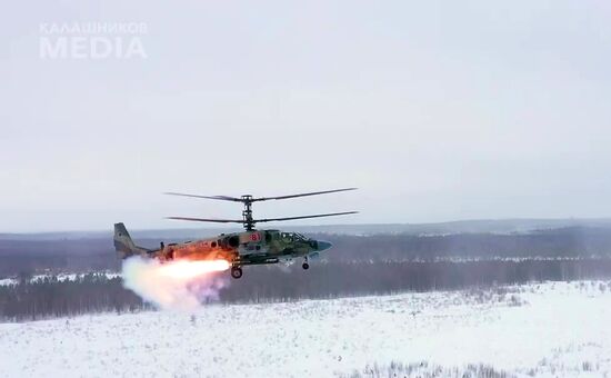 Испытания управляемых ракет "Вихрь"