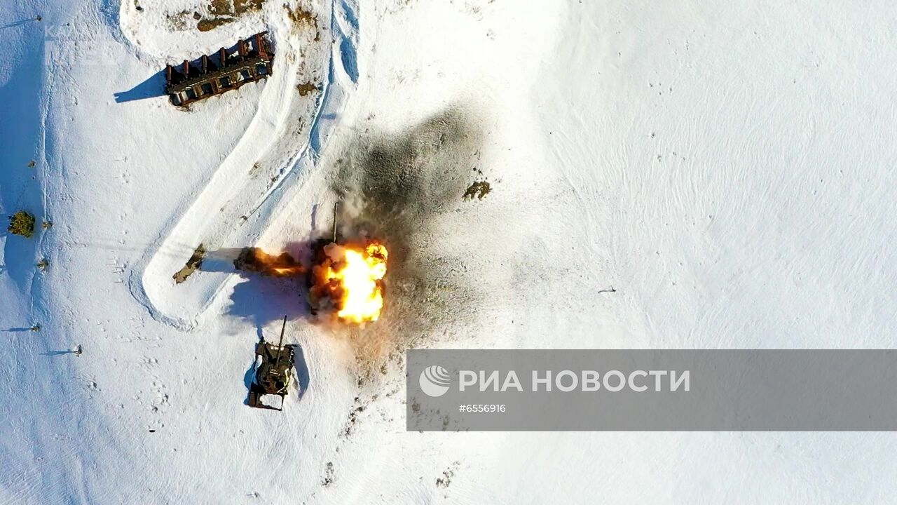 Испытания управляемых ракет "Вихрь"