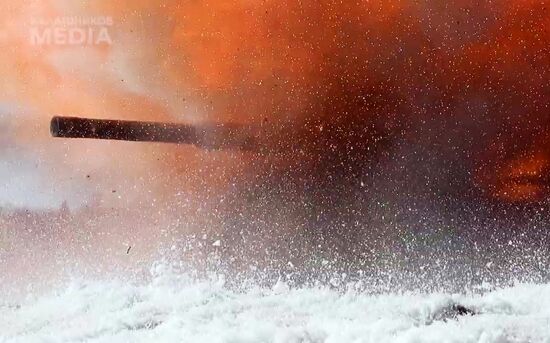 Испытания управляемых ракет "Вихрь"