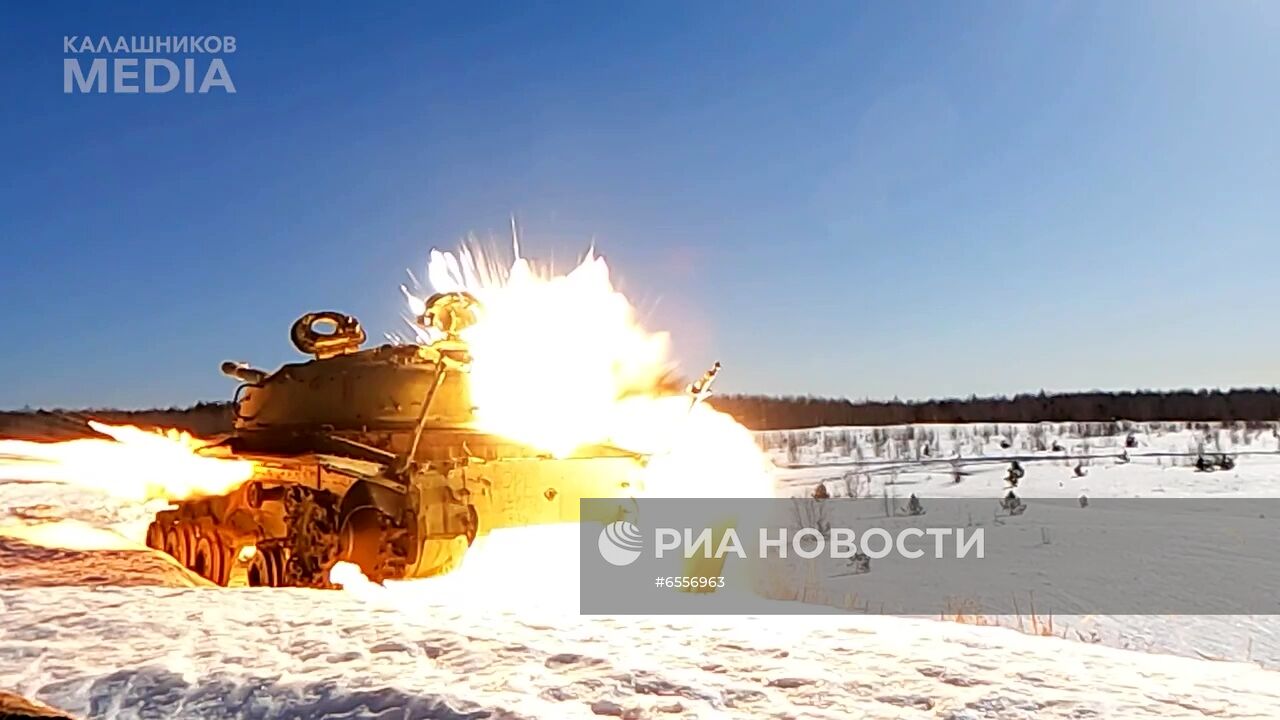 Испытания управляемых ракет "Вихрь"