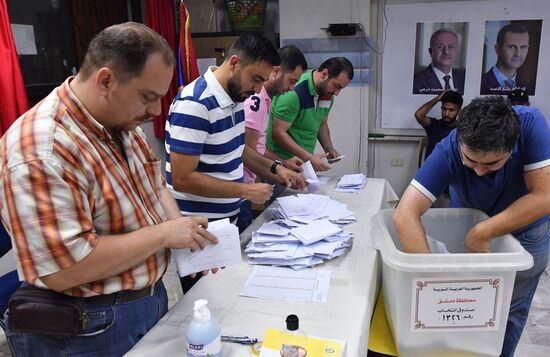 Подсчёт голосов на президентских выборах в Сирии