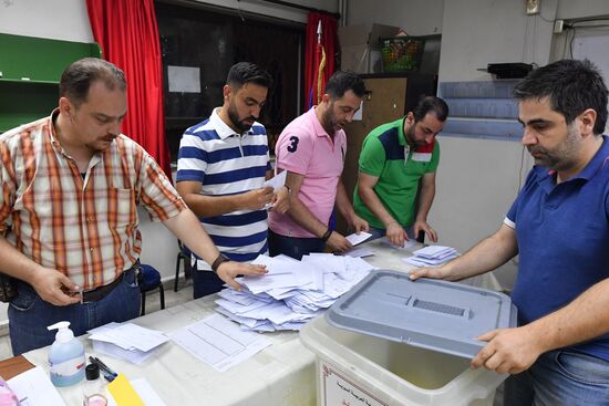 Подсчёт голосов на президентских выборах в Сирии