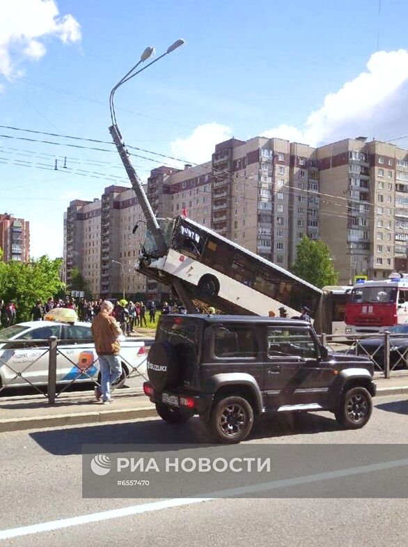 ДТП с автобусом в Санкт-Петербурге