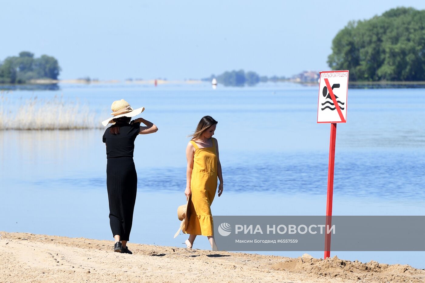 Проверка пляжа "Локомотив" в Казани на готовность к летнему сезону