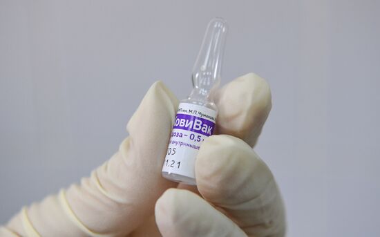 Вакцинация от COVID-19 препаратом КовиВак