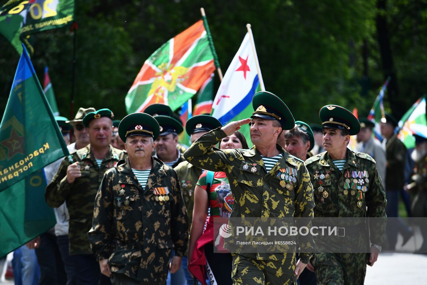 Празднование Дня пограничника в регионах России