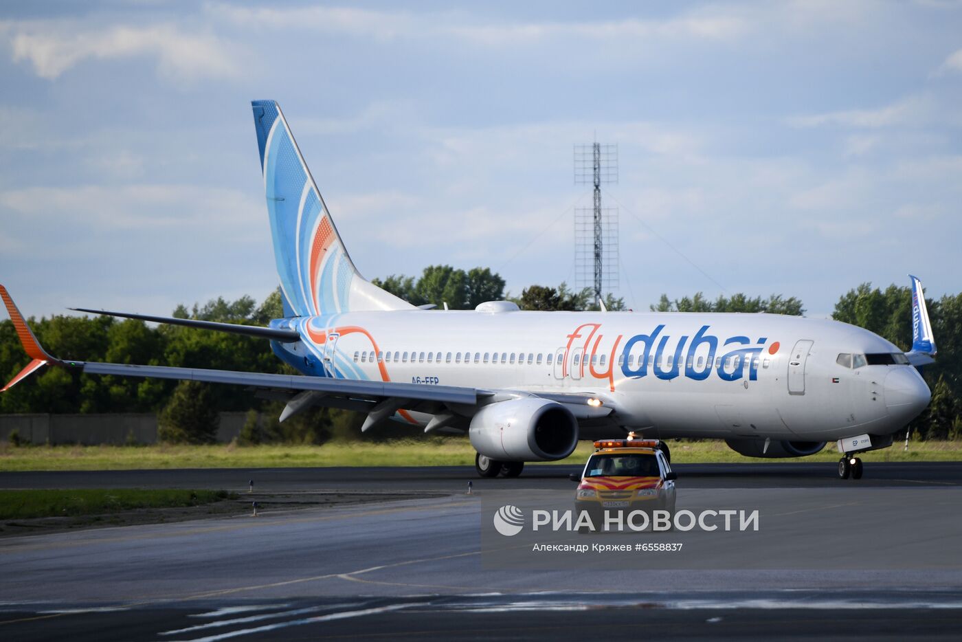 Торжественное открытие рейса "Flydubai" из Новосибирска в Дубай в аэропорту Толмачево