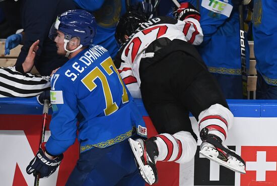 Хоккей. Чемпионат мира Матч Казахстан - Канада