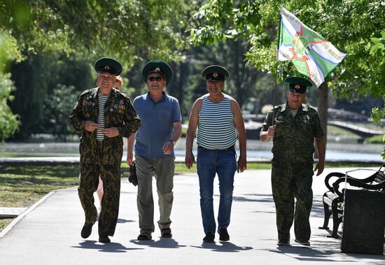 Празднование Дня пограничника в регионах России