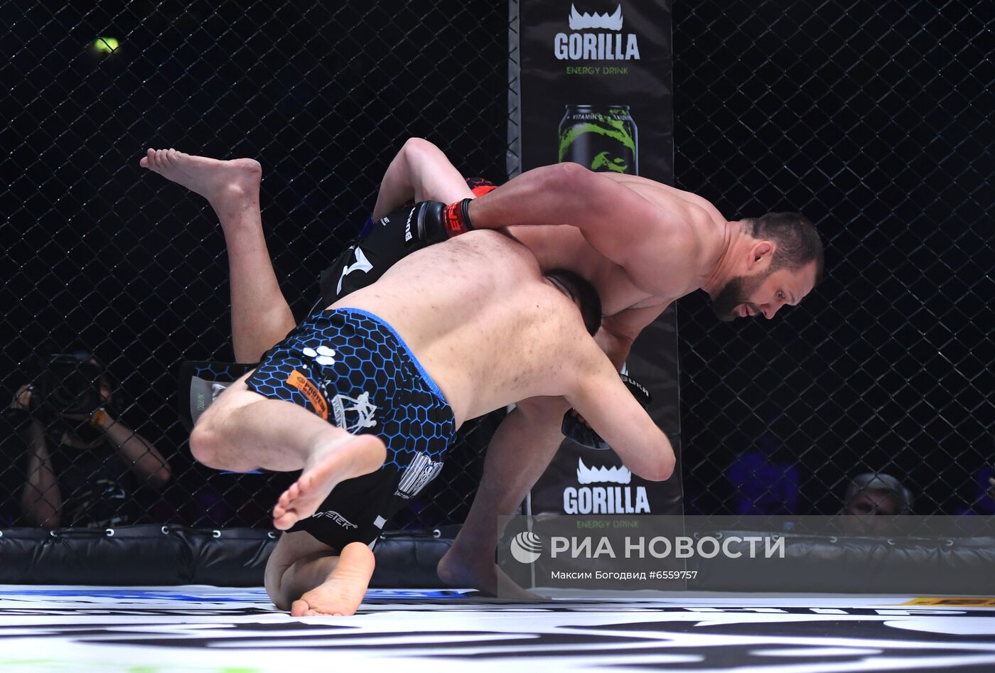 Х. Нурмагомедов посетил турнир EFC 36