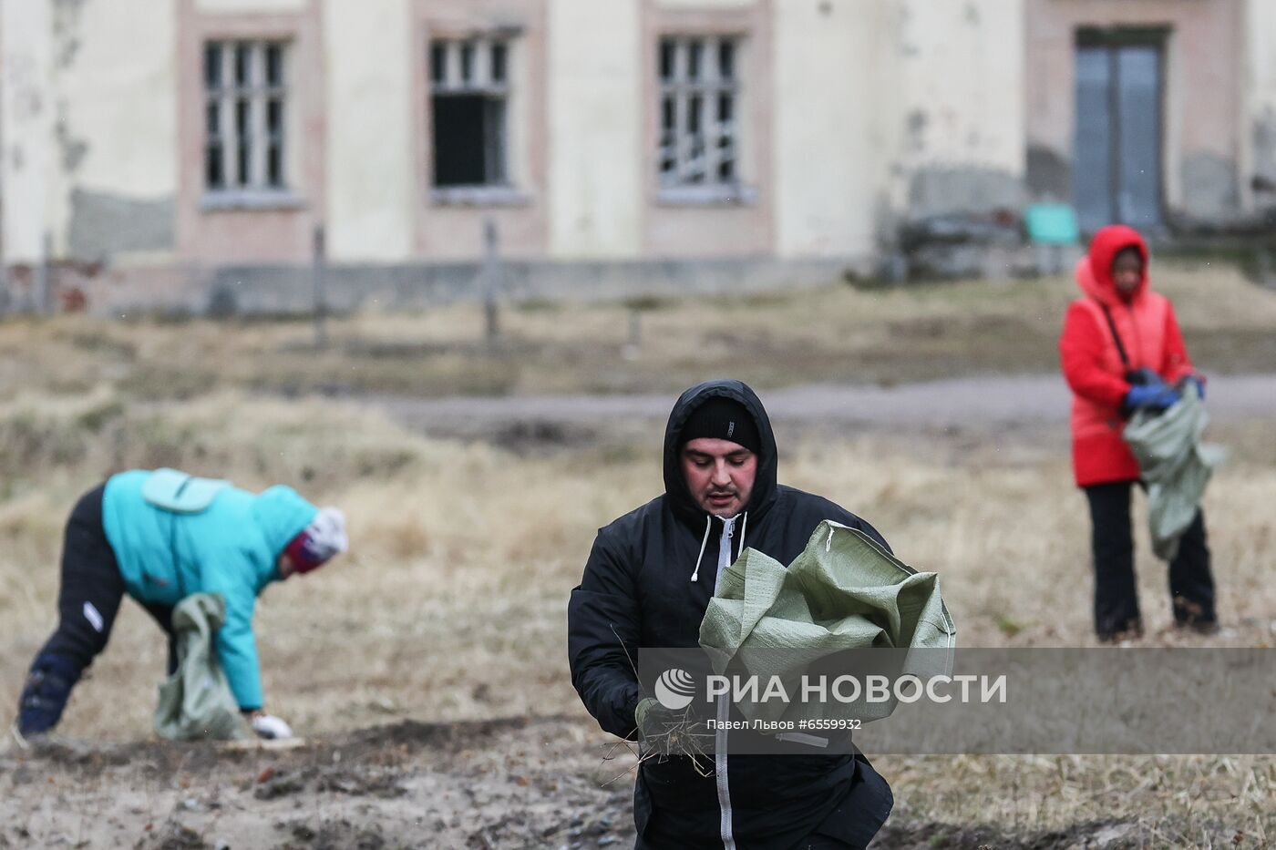 Туристический субботник в Териберке