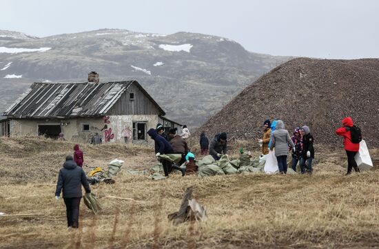 Туристический субботник в Териберке