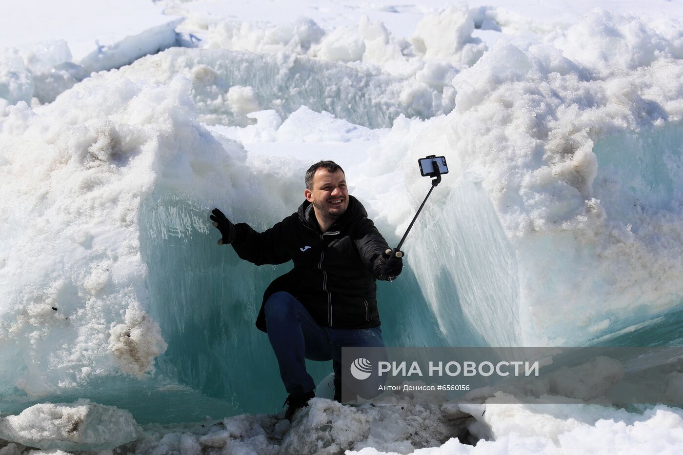 Ледоход на реке Енисей