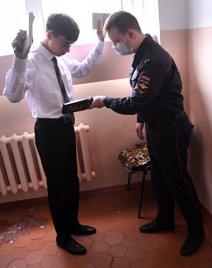 Начало сдачи ЕГЭ-2021 в регионах России