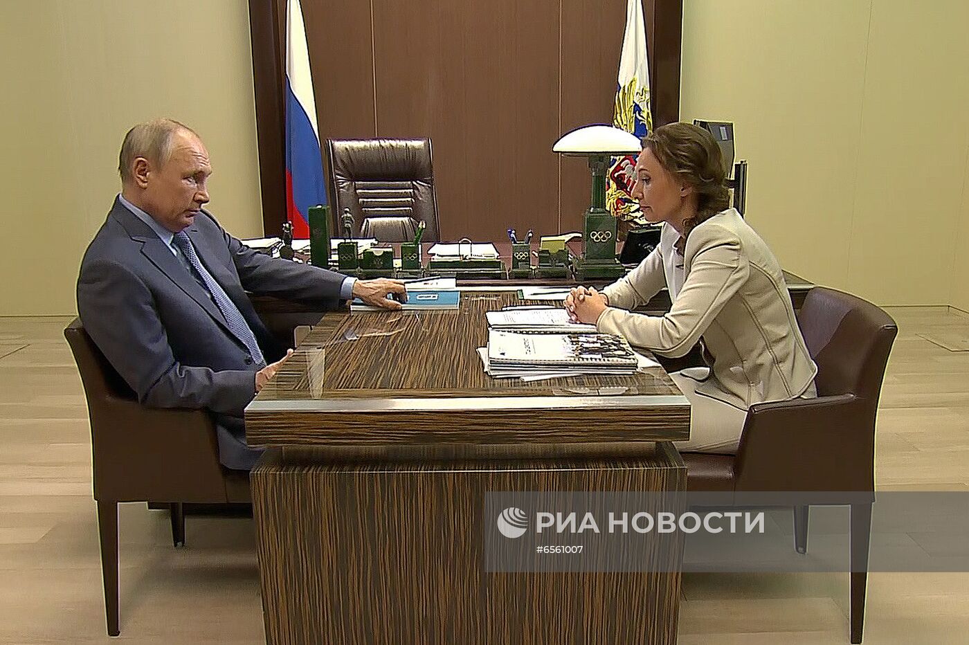 Президент РФ В. Путин встретился с Уполномоченным по правам ребенка А. Кузнецовой