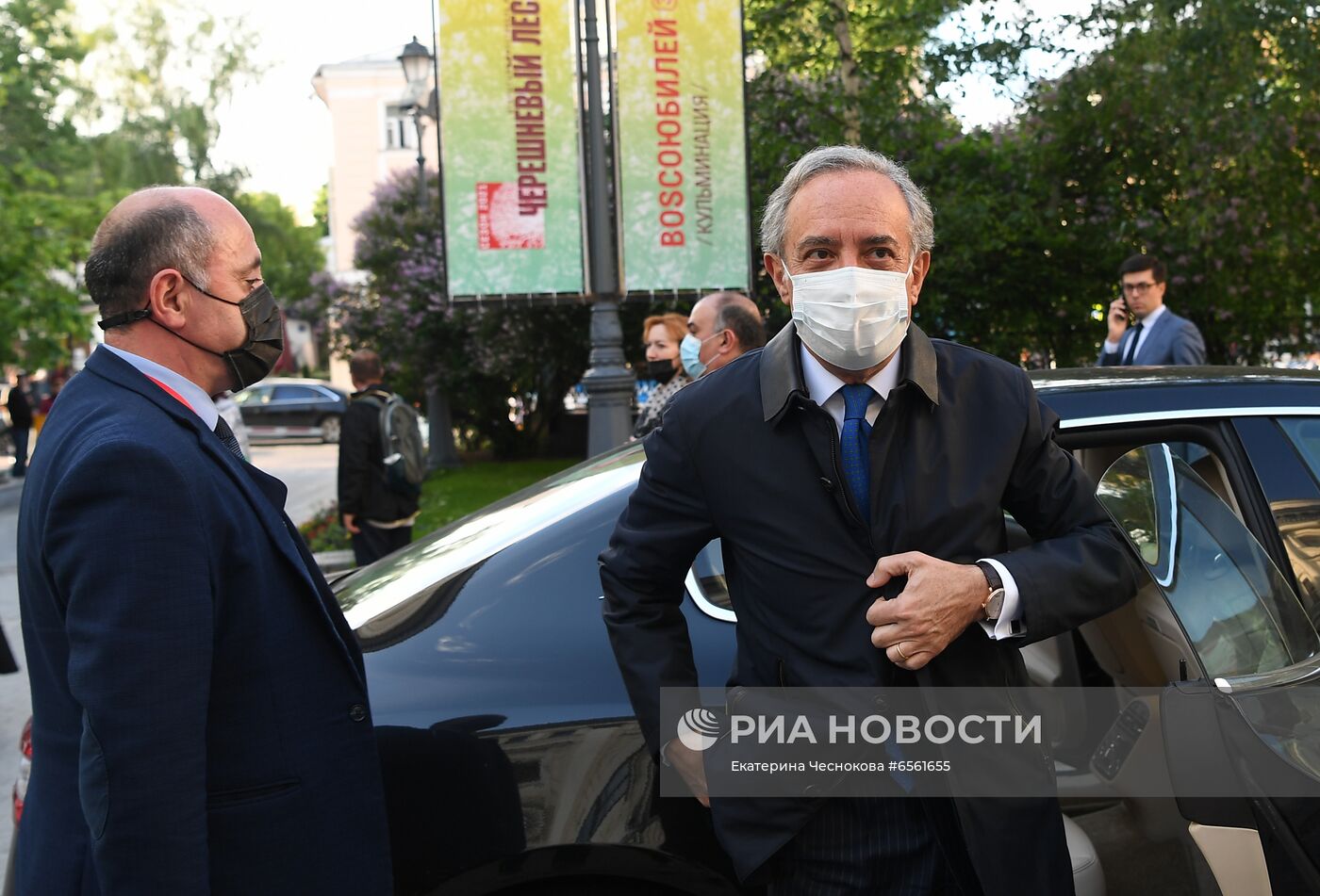 Премия Олега Янковского "Творческое открытие"