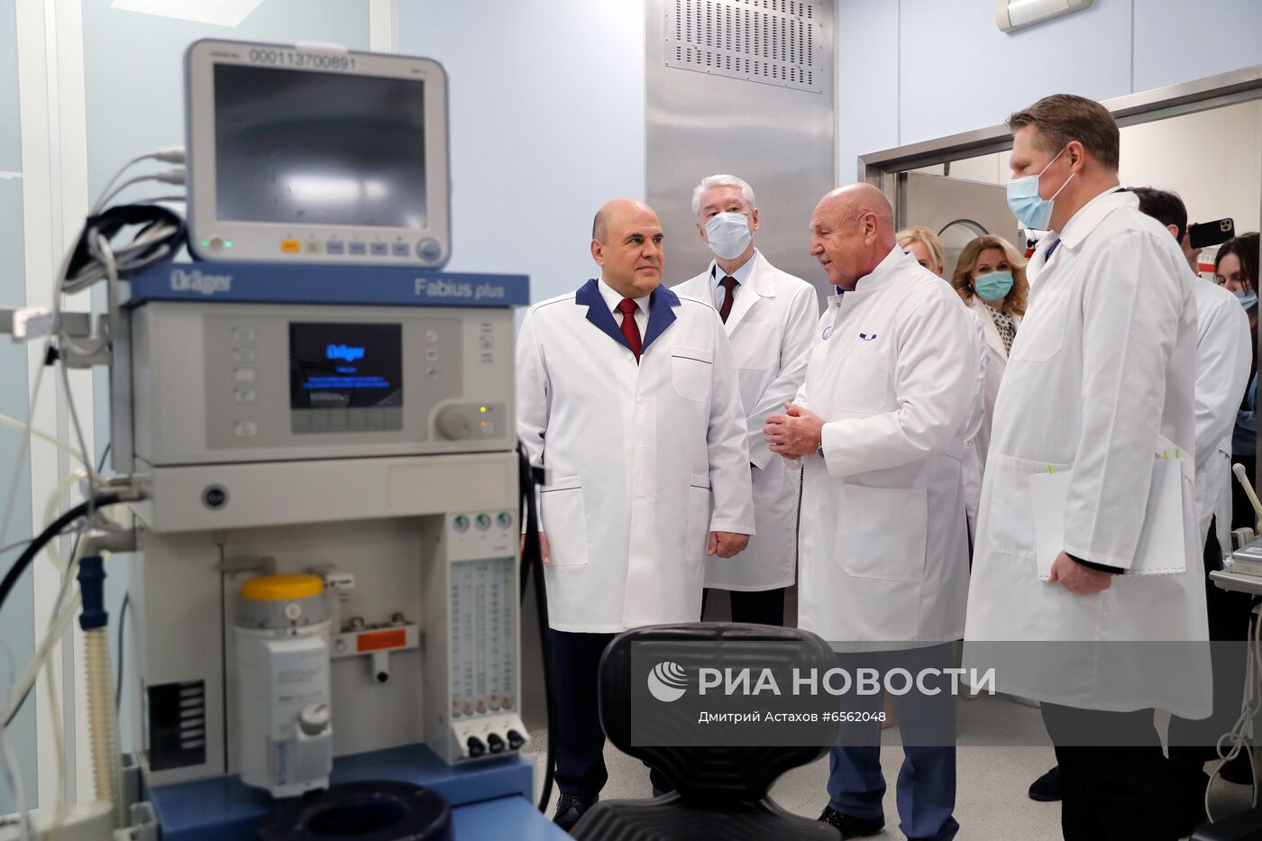 Премьер-министр РФ М. Мишустин посетил медицинский центр им. Кулакова