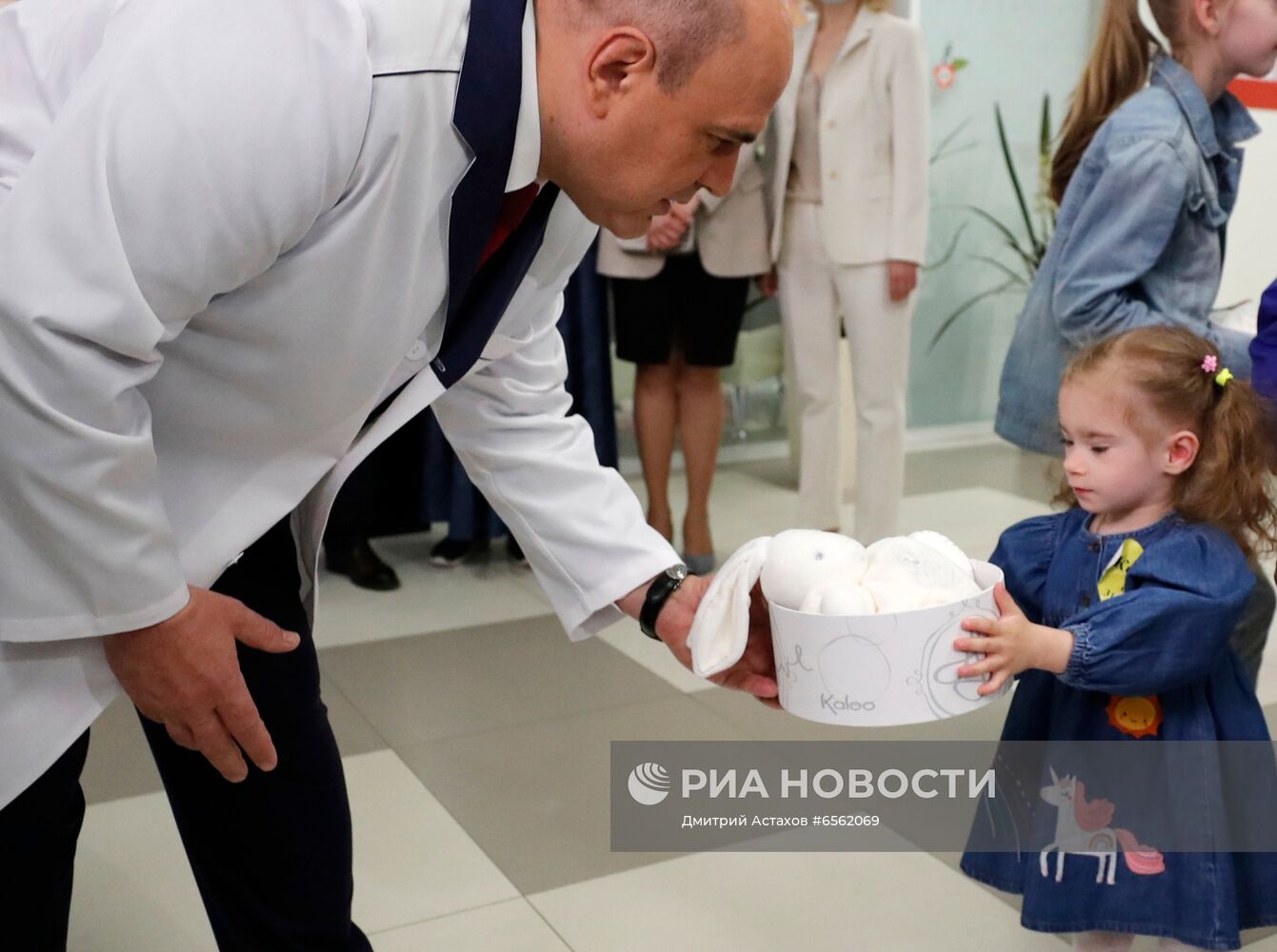 Премьер-министр РФ М. Мишустин посетил медицинский центр им. Кулакова