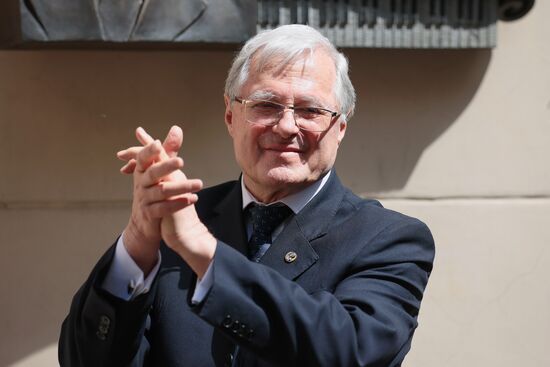 Открытие мемориальной доски композитору А. Островскому