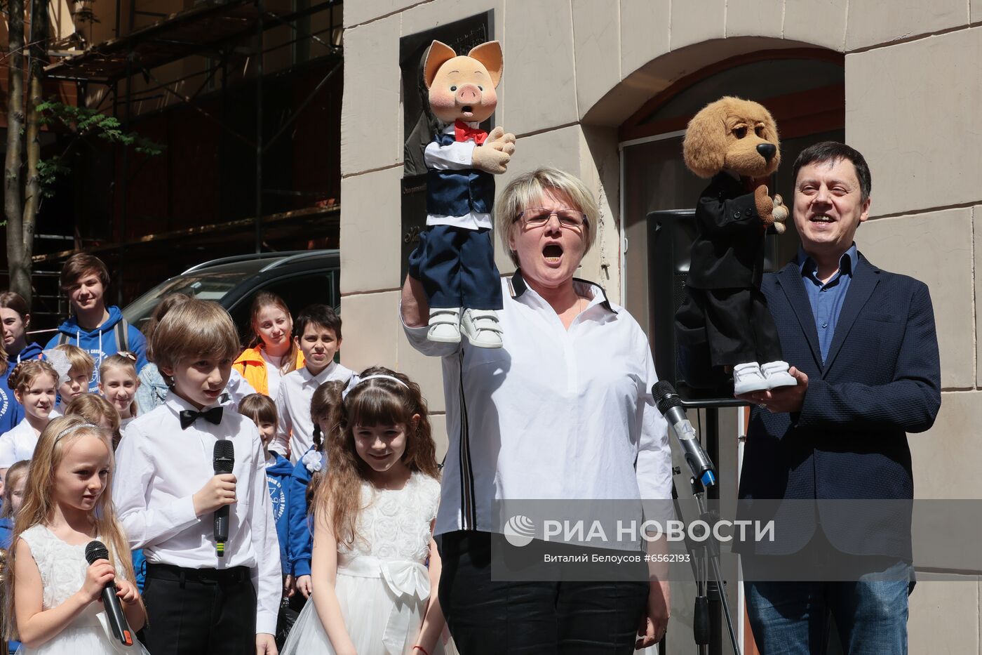 Открытие мемориальной доски композитору А. Островскому