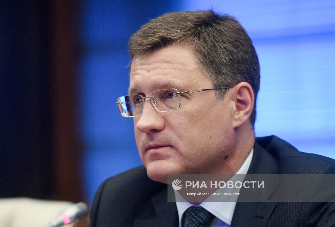 Вице-премьер РФ А. Новак принял участие в 14-й министерской встрече ОПЕК+