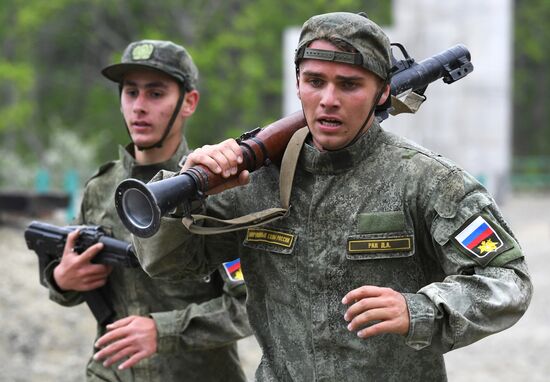 Всеармейский конкурс "Морской десант-2021" во Владивостоке