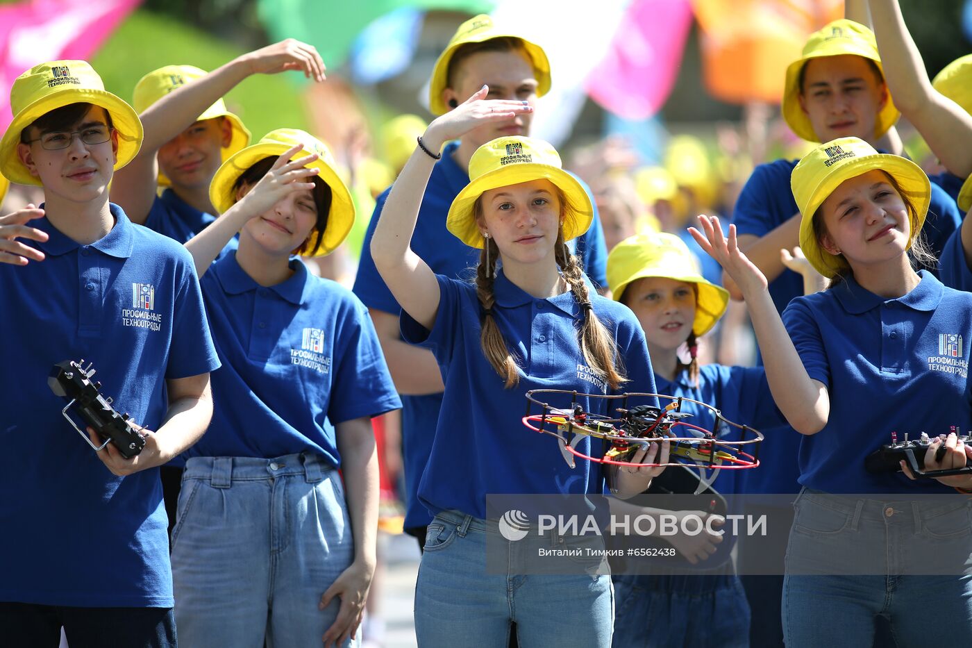 Начало летнего сезона в детском лагере "Орлёнок"