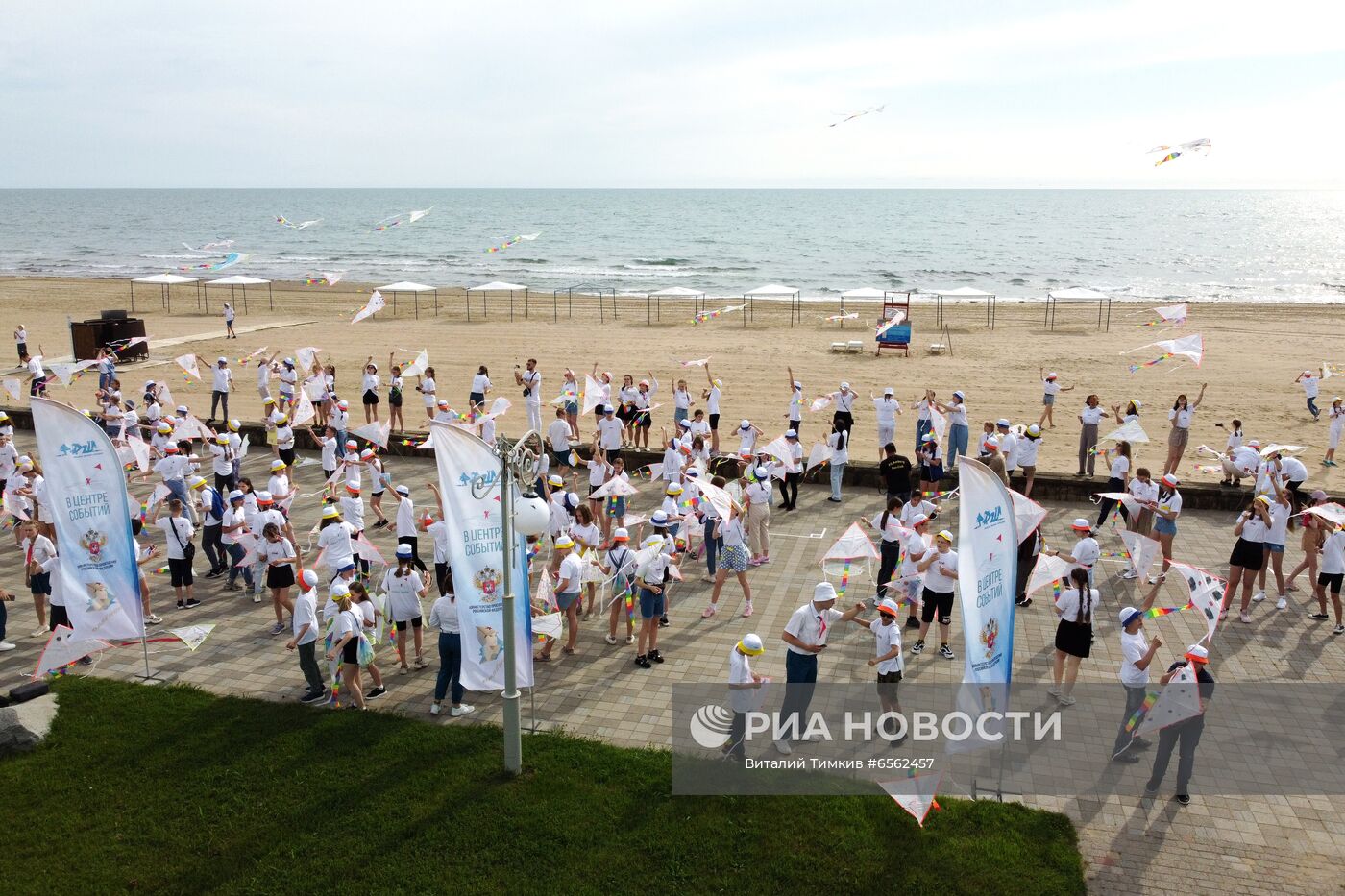 Начало летнего сезона в детском лагере "Орлёнок"