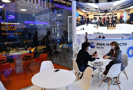 ПМЭФ-2021. Работа стенда МИА "Россия сегодня" 