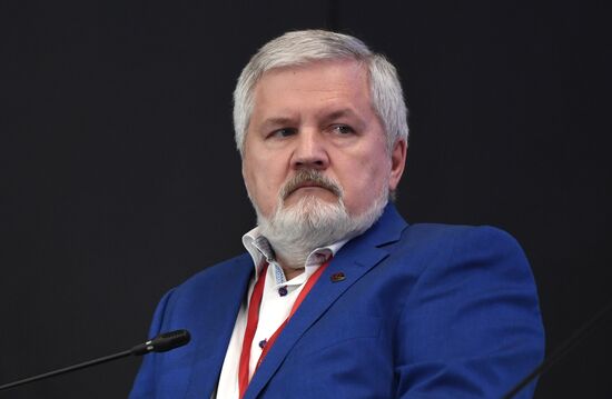 ПМЭФ-2021. Сессии 