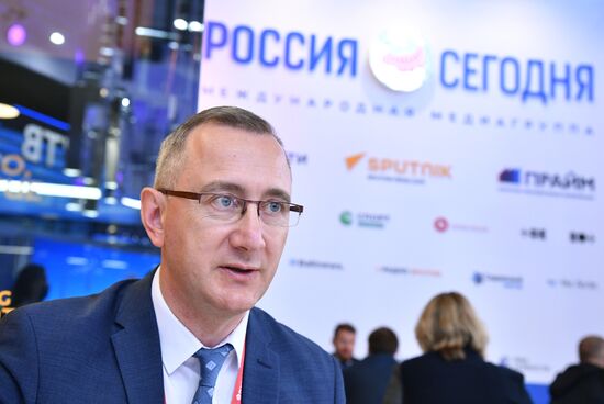 ПМЭФ-2021. Работа стенда МИА "Россия сегодня" 