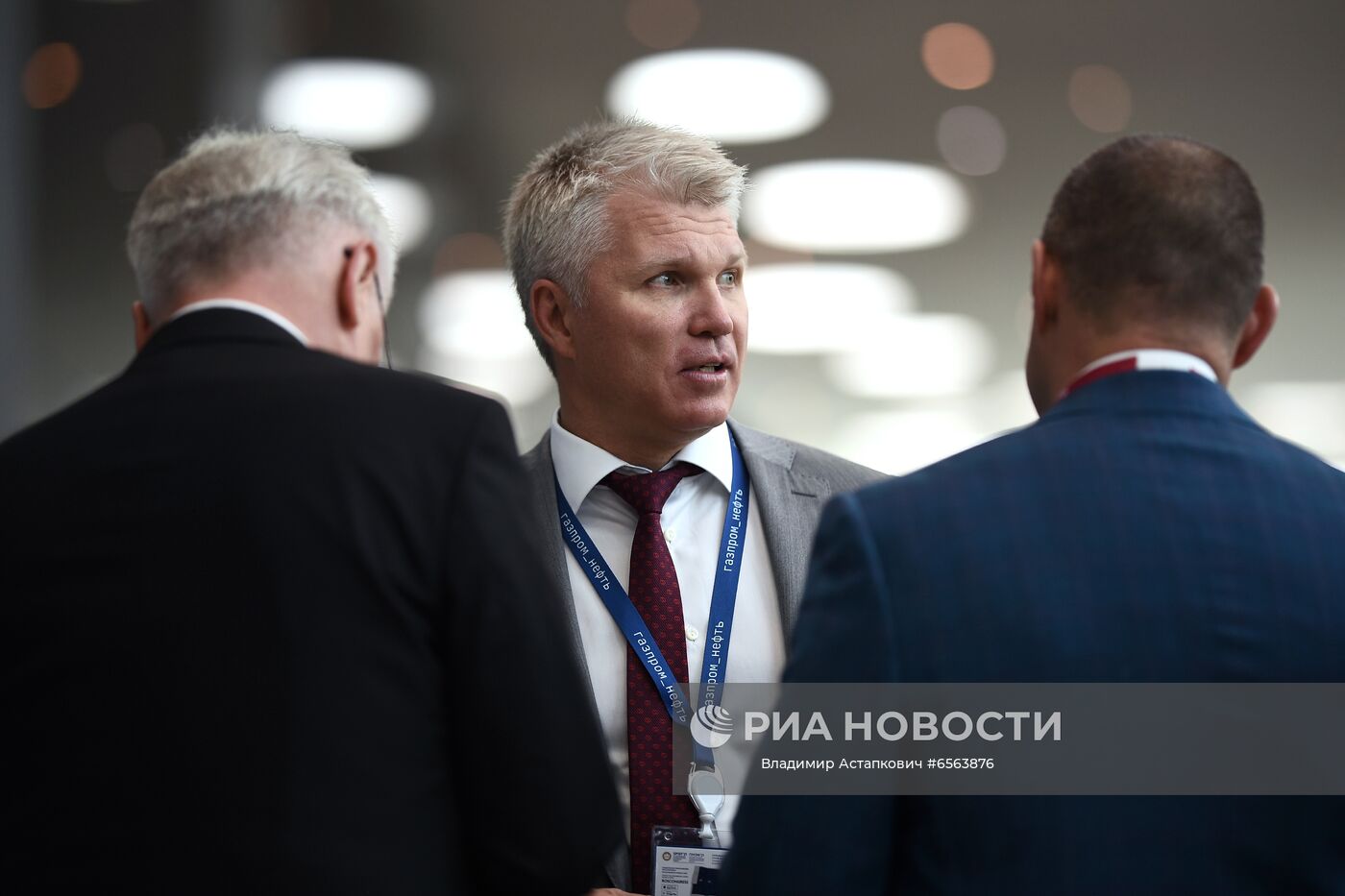 Заместитель генерального директора по работе с федеральными органами власти ПАО "Газпром нефть" Павел Колобков на Петербургском международном экономическом форуме - 2021 в конгрессно-выставочном центре "Экспофорум". Место: Россия, Санкт-Петербург. Автор: Владимир Астапкович/РИА Новости. ПМЭФ-2021. Работа форума. День второй