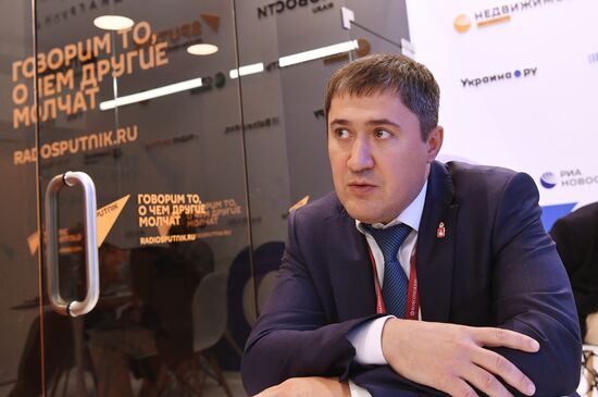 ПМЭФ-2021. Работа стенда МИА "Россия сегодня". День второй  
