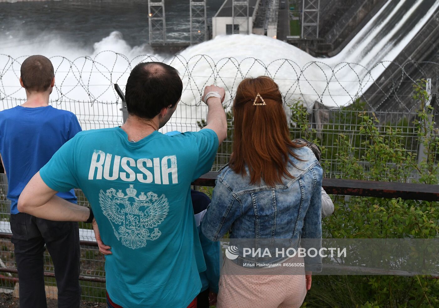 Водосброс на Красноярской ГЭС