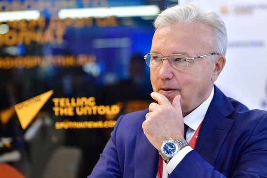 ПМЭФ-2021. Работа стенда МИА "Россия сегодня". День третий