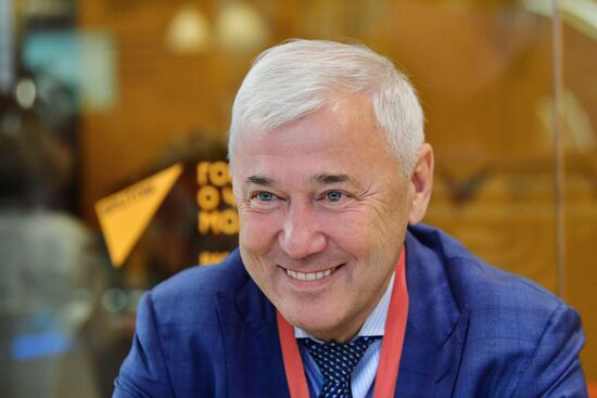 ПМЭФ-2021. Работа стенда МИА "Россия сегодня". День третий