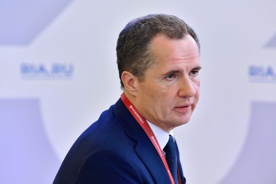 ПМЭФ-2021. Работа стенда МИА "Россия сегодня". День третий