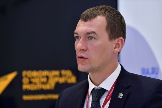 ПМЭФ-2021. Работа стенда МИА "Россия сегодня". День третий