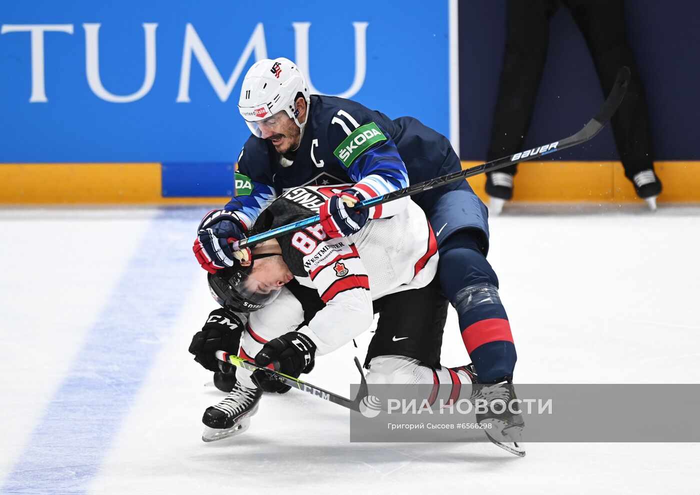 Хоккей. Чемпионат мира. Матч США - Канада