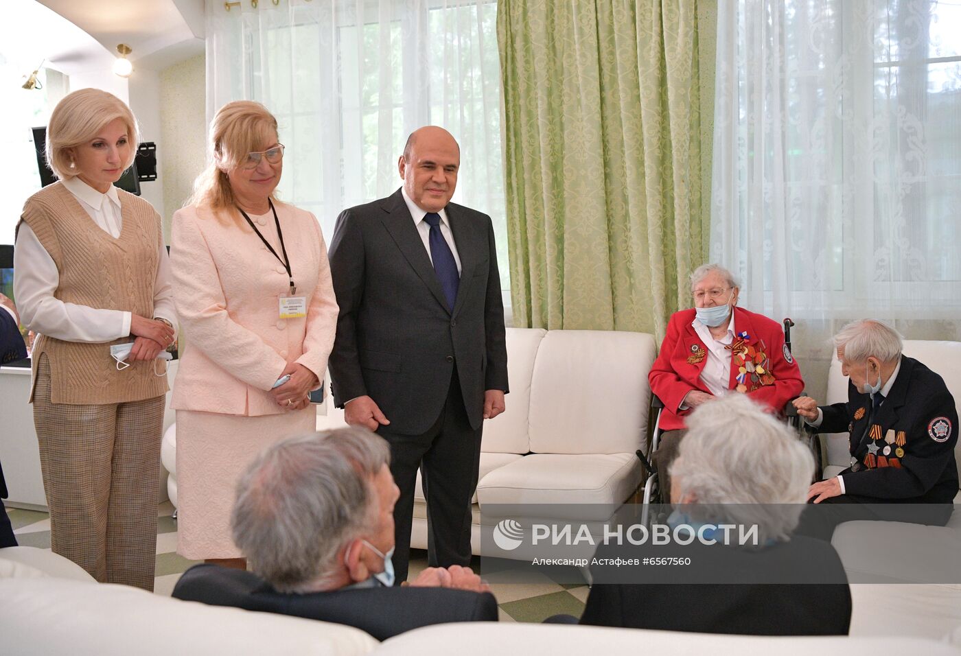 Премьер-министр РФ М. Мишустин посетил Дмитровский комплексный центр социального обслуживания населения