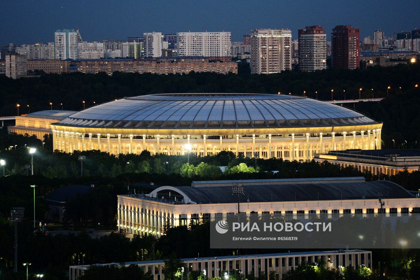 Ночная Москва