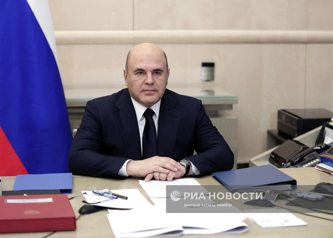 Премьер-министр РФ М. Мишустин провел заседание правительства РФ